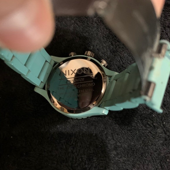 Nixon watch - Picture 3 of 5